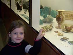 Музей цветного камня мончегорск