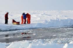 Экспедиция к Северному Полюсу, кадр 60