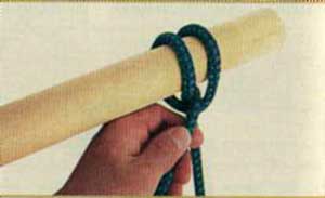 Выбленочный узел. Одной рукой, с петлей на брусе или шесте 4